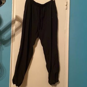 Mens NIKE DRI FIT training pants draw string bottoms size Xl black